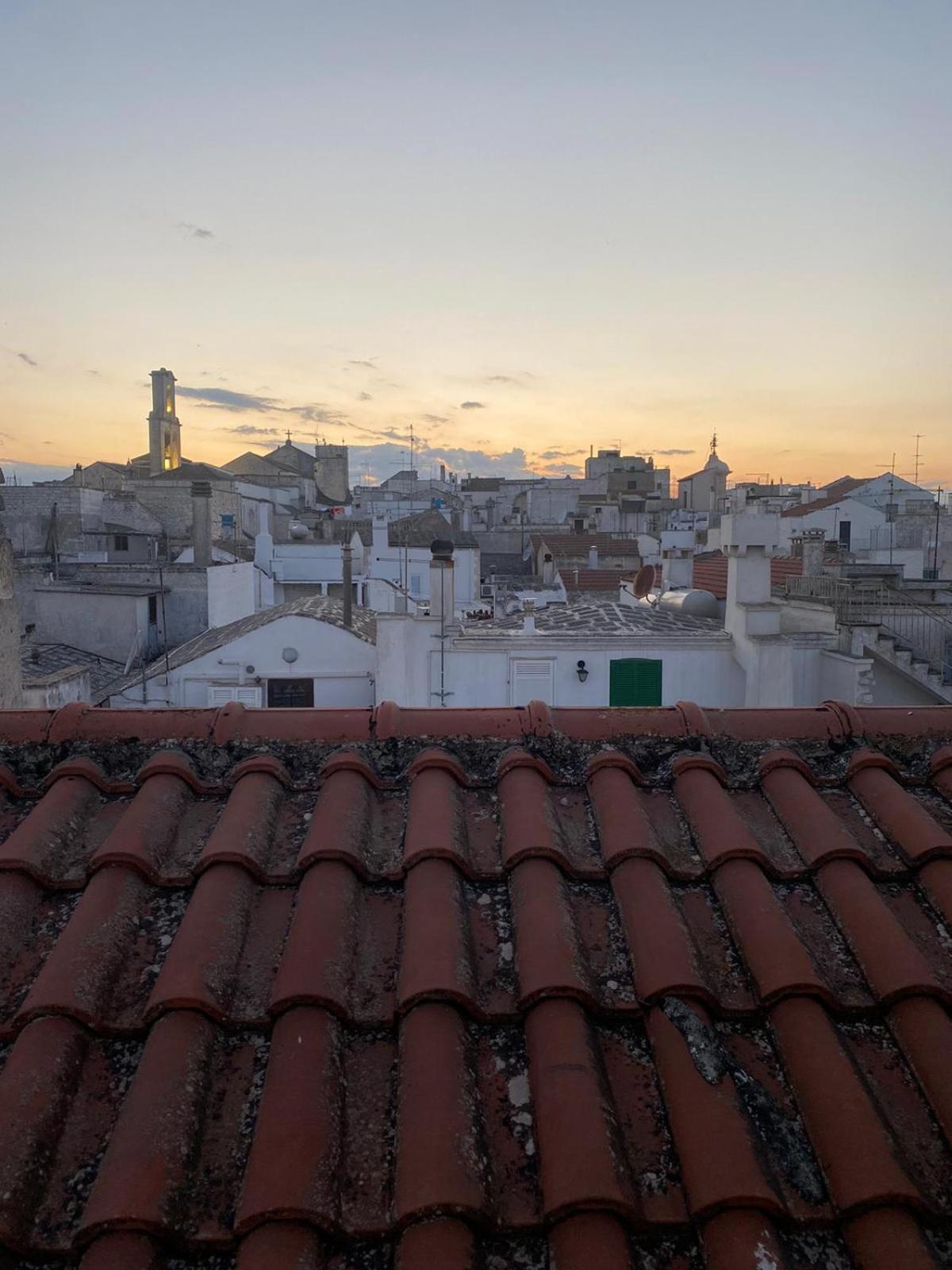 Casa U Burie, Casa Design Con Terrazza Panoramica E Jacuzzi Apartment Cisternino Bagian luar foto