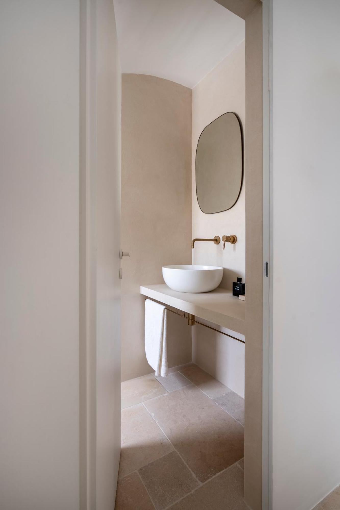 Casa U Burie, Casa Design Con Terrazza Panoramica E Jacuzzi Apartment Cisternino Bagian luar foto