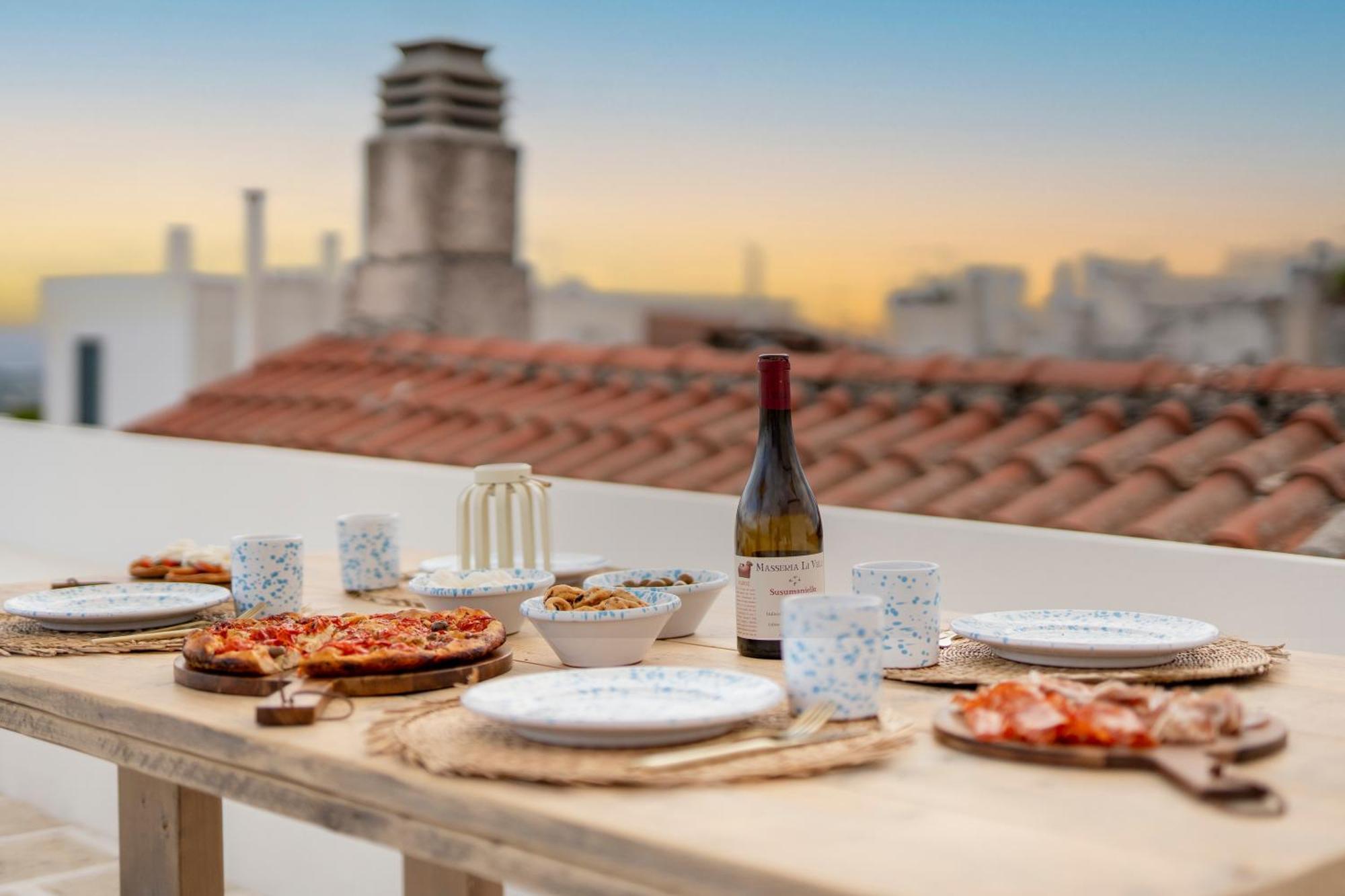 Casa U Burie, Casa Design Con Terrazza Panoramica E Jacuzzi Apartment Cisternino Bagian luar foto