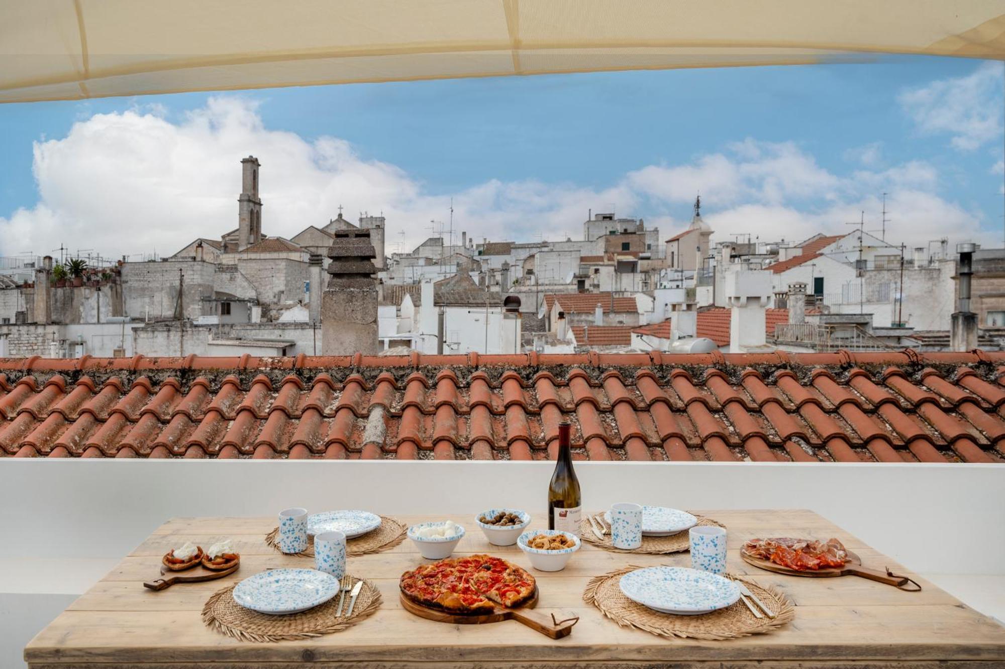 Casa U Burie, Casa Design Con Terrazza Panoramica E Jacuzzi Apartment Cisternino Bagian luar foto