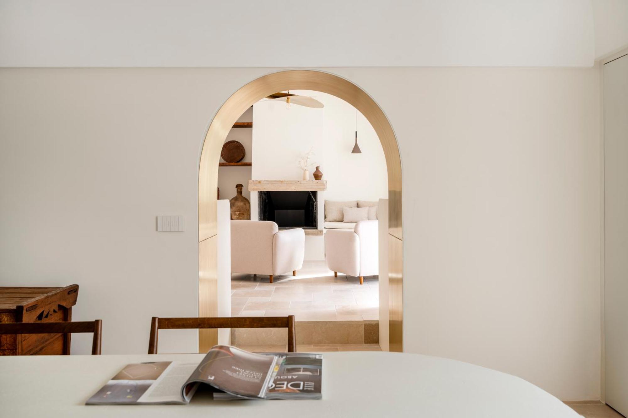 Casa U Burie, Casa Design Con Terrazza Panoramica E Jacuzzi Apartment Cisternino Bagian luar foto